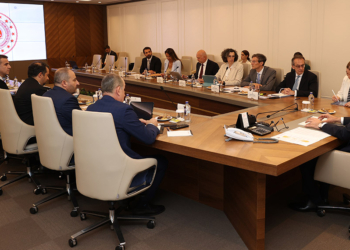 Bakan Kurum, EBRD Başkan Yardımcısı Patrone ile görüştü