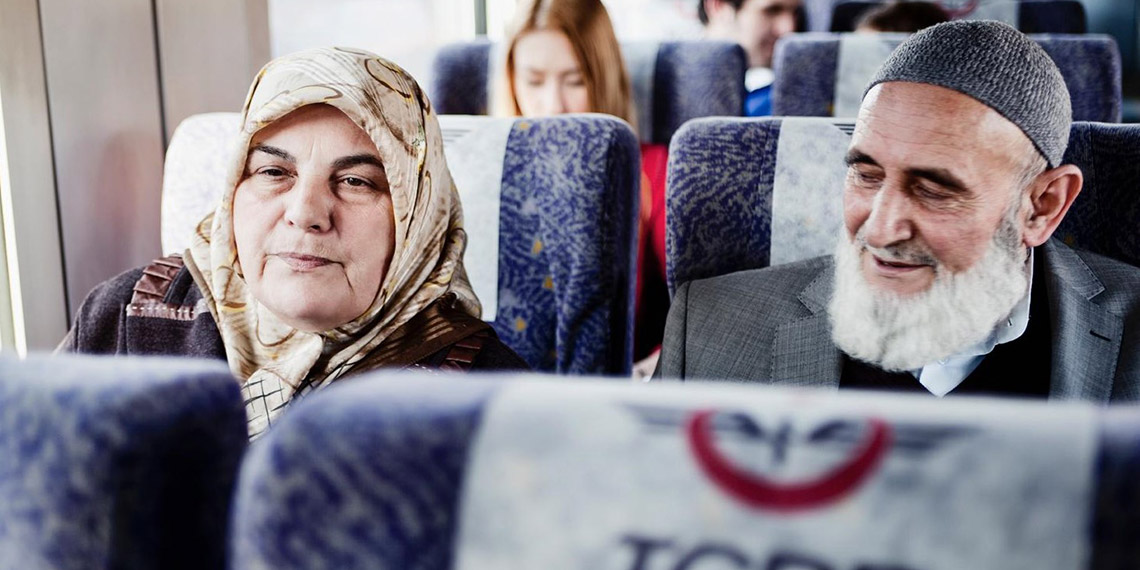 Bakan Uraloğlu: 353 bin emeklimiz indirimli seyahat etti