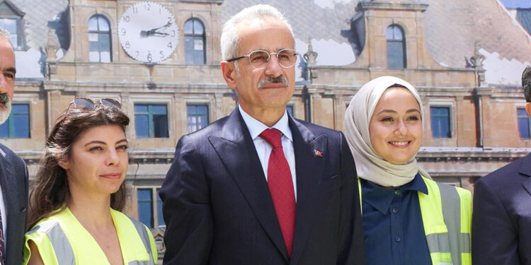Bakan Uraloğlu'ndan 'Haydarpaşa Garı' açıklaması