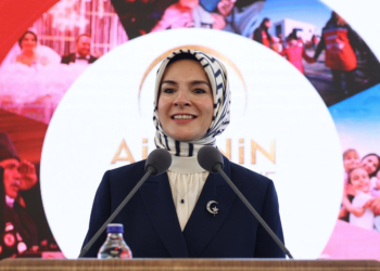 Bakanlıktan 'Çocuk İçin Dost Uygulamalar' ihbar hattı