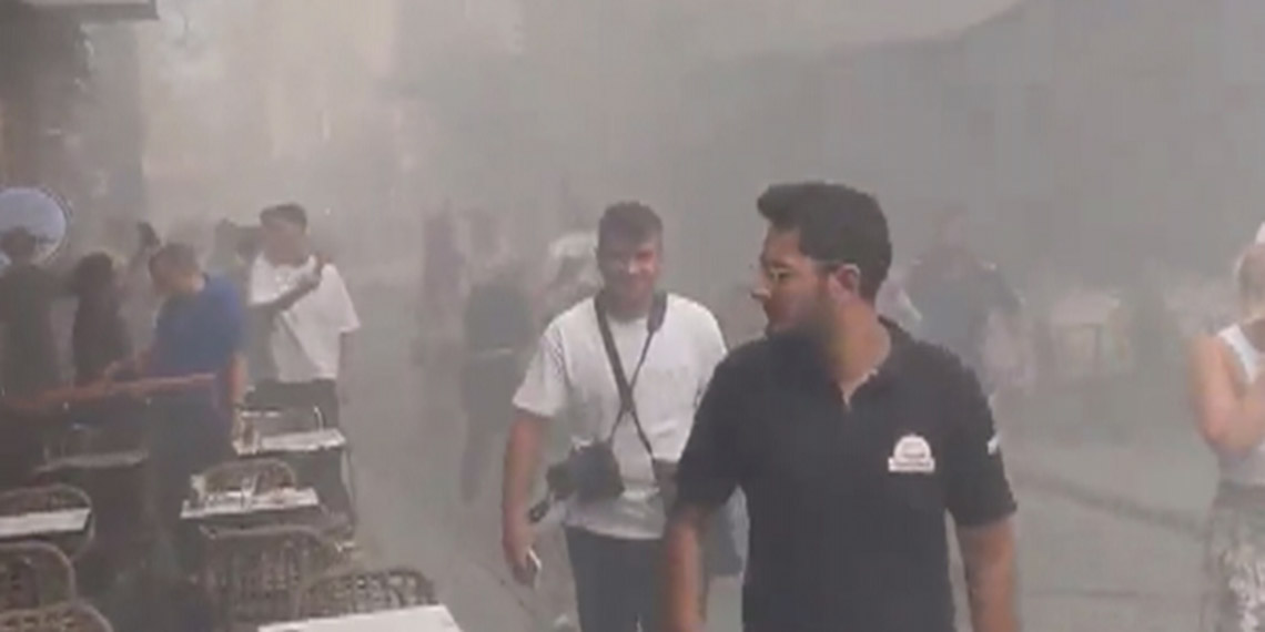 Beyoğlu'nda otelde yangın