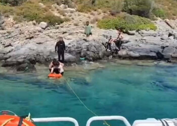 Çeşme'de, 7 düzensiz göçmen boğuldu