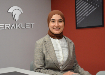 Crowdstrike güncellemesi bilgisayarları çökertti