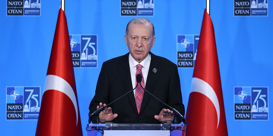 Karşımızda hukuk tanımayan gözü dönmüş bir yapı var