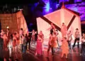 Efes antik tiyatro'da 'hisseli harikalar kumpanyası' müzikali
