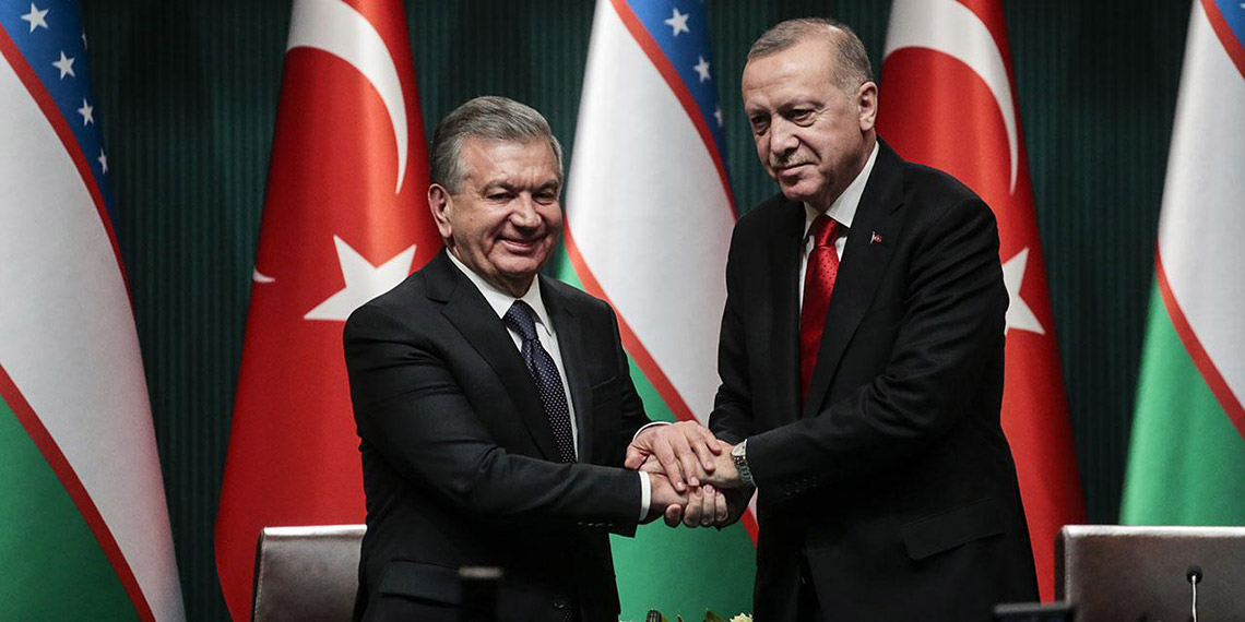 Erdoğan, Özbekistan Cumhurbaşkanı Mirziyoyev ile görüştü