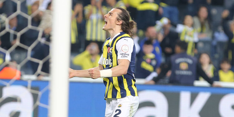 Fenerbahçe, Çağlar Söyüncü'nün bonservisini aldı
