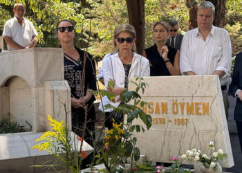 Gazeteci Örsan Öymen ölümünün 37'nci yılında anıldı