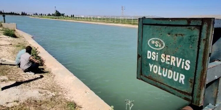 Girdiği kanalında akıntıya kapılan İbrahim, boğuldu