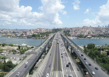 Haliç Köprüsü'ndeki asfalt yenileme çalışmaları tamamlandı