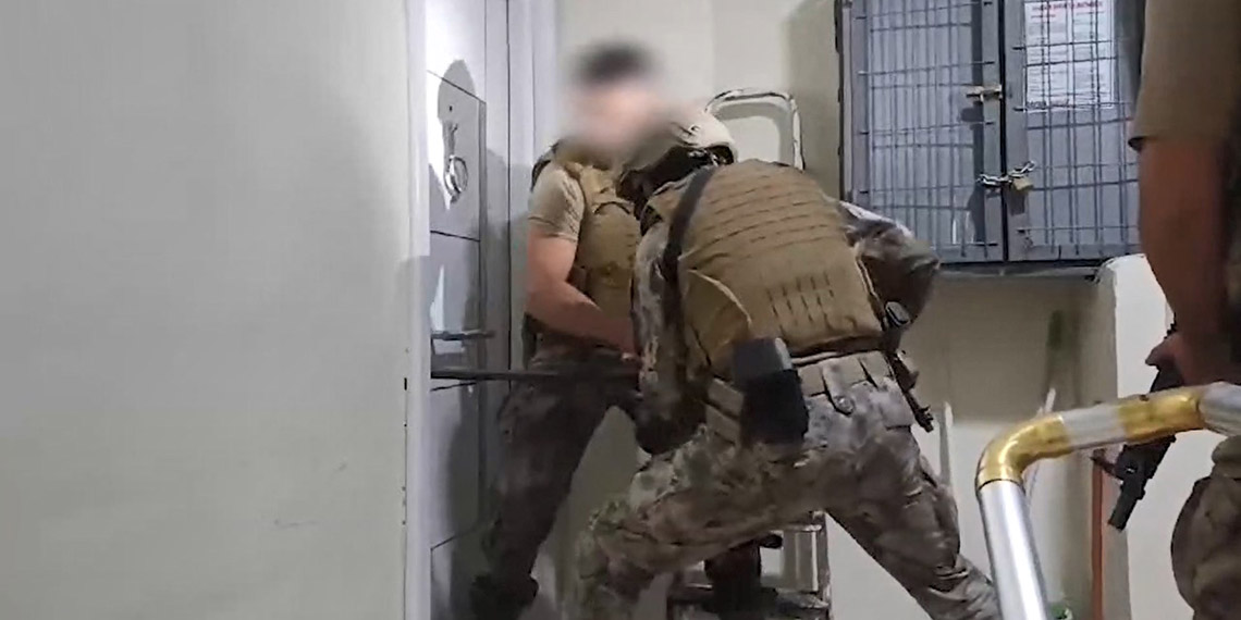 İstanbul'da 'Bayğaralar' uyuşturucu şebekesine operasyon