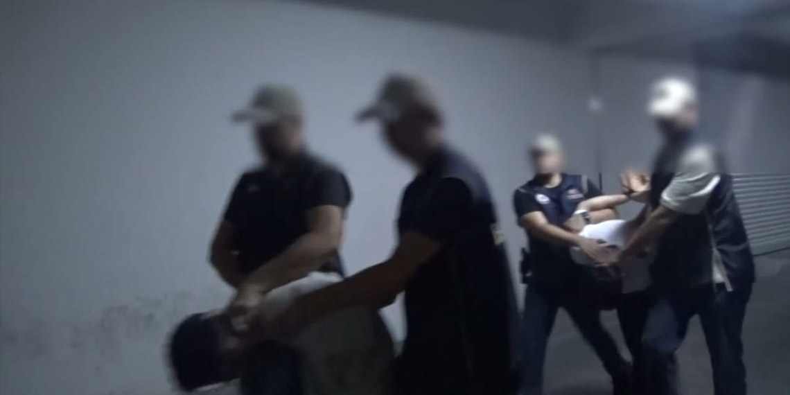 İstanbul'da düğünde terör propagandası yapan 13 kişi yakalandı