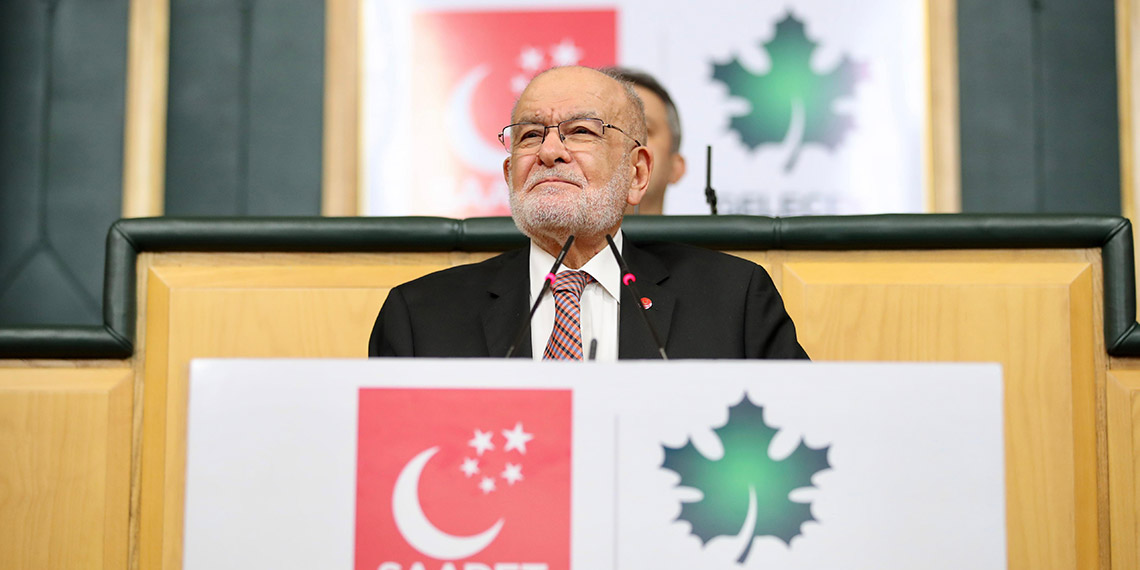 Karamollaoğlu'nun annesi vefat etti