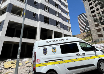 Kayseri'de ikinci kattan düşen inşaat işçisi yaralandı