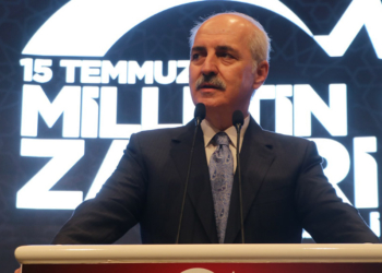 Kimsenin Türkiye'ye demokrasi dersi vermesine müsaade etmeyeceğiz