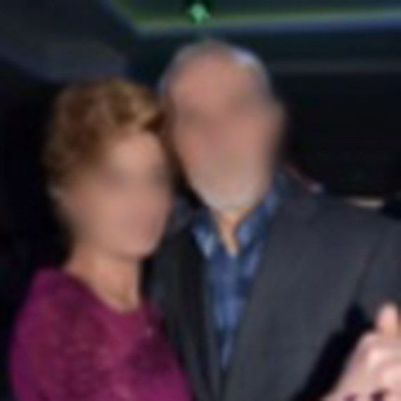 Bursa'da Mehmet Ö. (37), Ozan U.'nun (33) evinin bir odasını aylık 4 bin liraya kiraladı. Odasında 3 gün kalan Mehmet Ö., eve gelen misafirlerden rahatsız olunca parasını geri alıp, ayrılmak istedi. Para karşılığı cep telefonunu veren Ozan U., konuşmak için çağırdığı kiracısına 3 gün işkence yaptı.