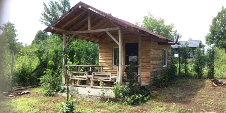 Kocaeli’de kaçak bungalov ve benzeri 11 yapı yıkıldı