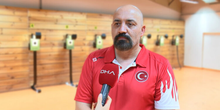 Korhan Yamaç: Paris’te Türk Bayrağı’nı dalgalandıracağız