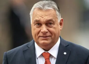 Macaristan başbakanı siyasi direktörü orban: değişim yaklaşıyor