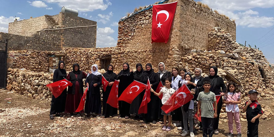 Mardin’de teröristlerin şehit ettiği 7'si çocuk 9 kişi anıldı