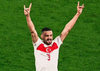 Milli futbolcu Merih Demiral'a destek paylaşımı