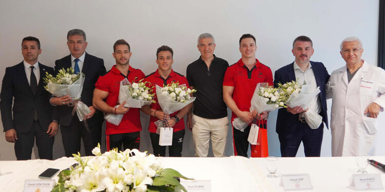 Milli cimnastikçiler, olimpiyata uğurlandılar