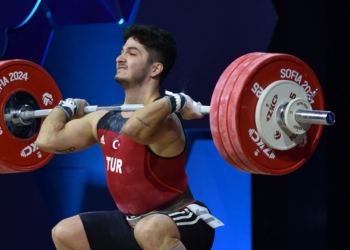 Milli halterci Muhammed Furkan Özbek: Hedef olimpiyatta kürsüye çıkmak