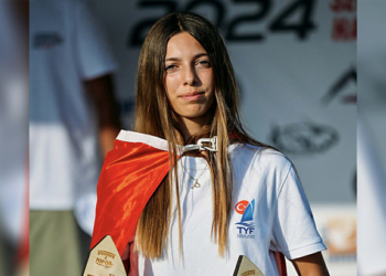 Milli windsurf sporcusu Parla Kabasakal, Avrupa şampiyonu oldu