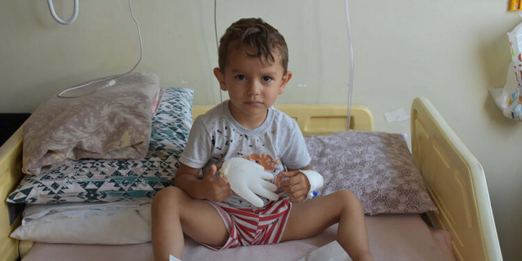 Milyonda 1 görülen vakaydı, ameliyatla sağlığına kavuştu