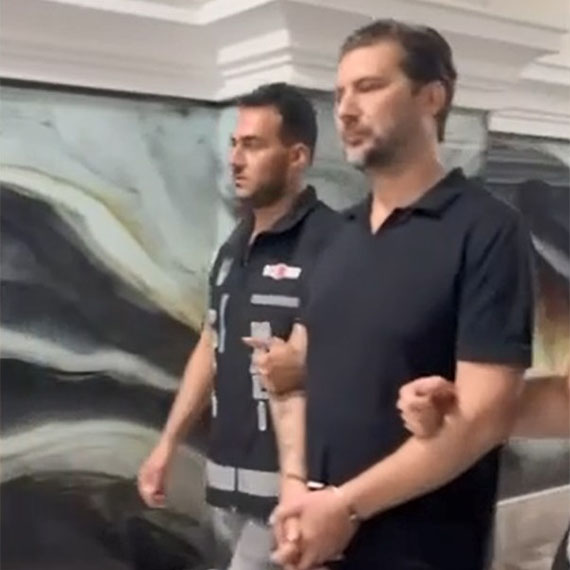 Neslim Güngen ile eşi Kıvanç Güngen, fenomenlere yönelik yürütülen soruşturma kapsamında gözaltına alındı.