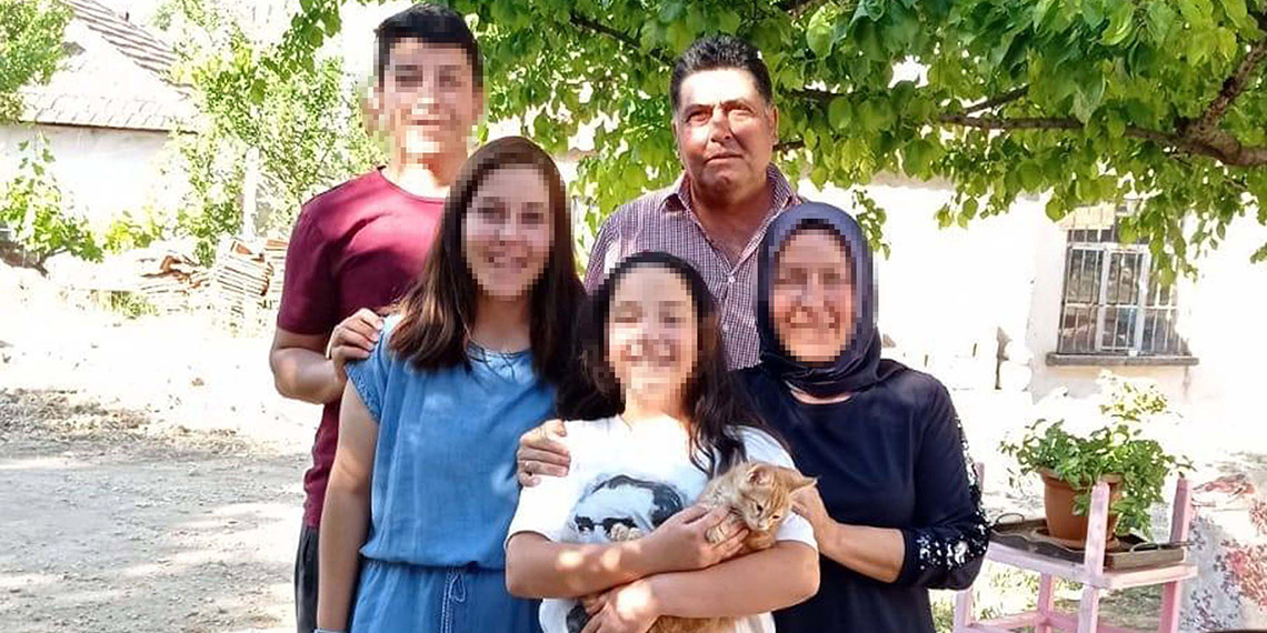 Oğlunu bıçakla yaralayan kocasını demir çubukla öldürdü