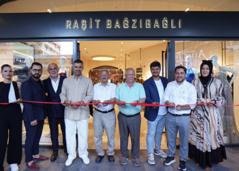 Raşit Bağzıbağlı, Downtown Yaşam ve Eğlence Merkezi'nde mağaza açtı