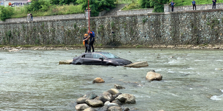 Rize'de 250 kişilik ekiple sel ve heyelan tatbikatı