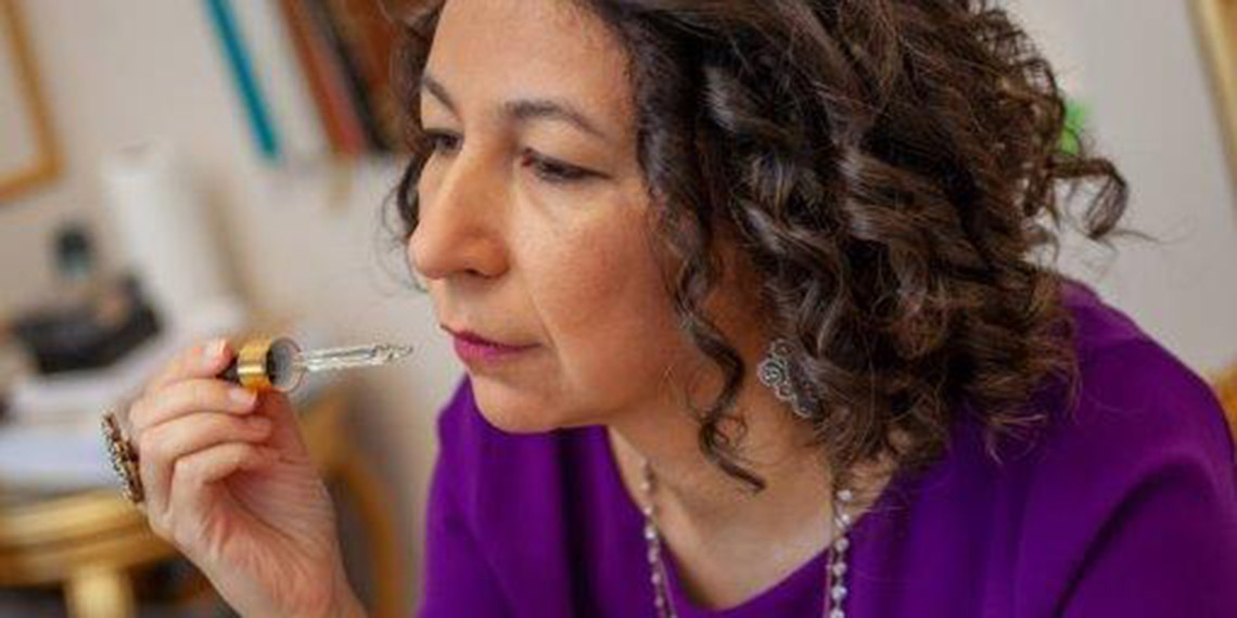 Roma imparatoru Julius Sezar'ın parfümü günümüze uyarlandı