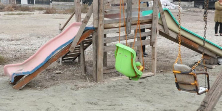 Salıncak ipi boynuna dolanan 10 yaşındaki Semanur öldü