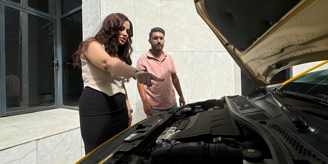 Sıfır aldığı otomobil hasarlı çıktı