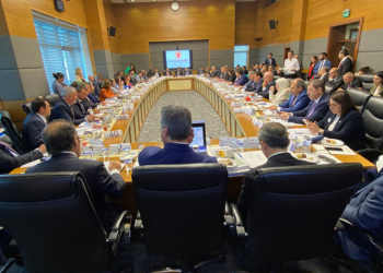 Soyadı düzenlemesini de içeren 9'ncu Yargı Paketi komisyonda