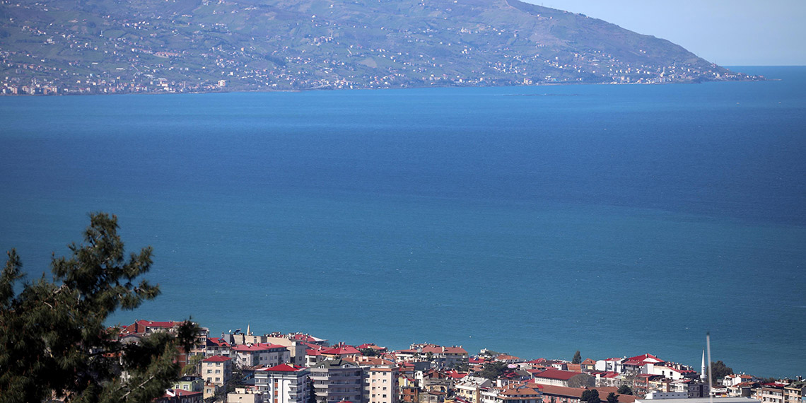 Sürekli ısınan Karadeniz ölüyor