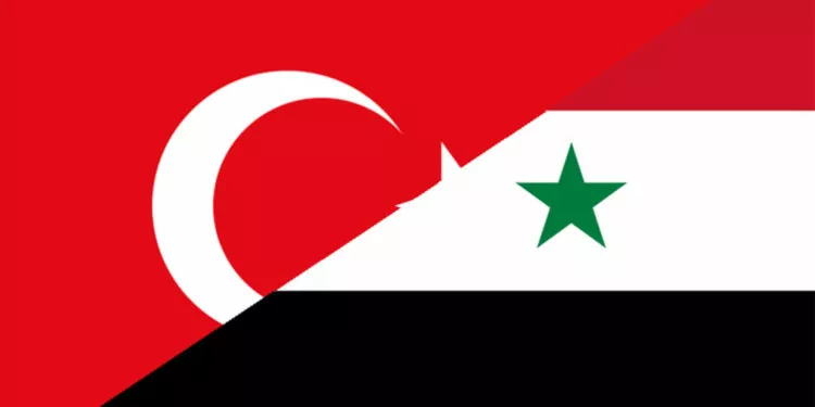 Suriye'de yakılan türk bayrağı: tarihin tekerrürü