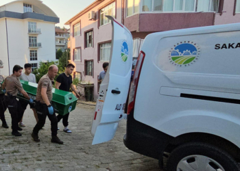 Tartıştığı babasını tabancayla vurarak öldürdü