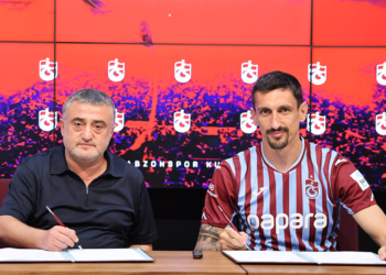 Trabzonspor'da Stefan Savic'e imza töreni
