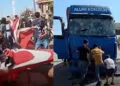 Türk bayrakları parçalandı, tir'lar yağmalandı; tsk suriye'ye takviye güçler gönderdi
