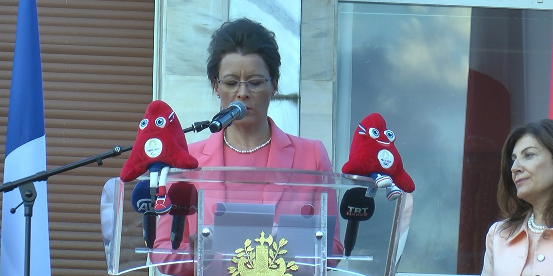 Türkiye ile Fransa arasında ikili iş birliği için çalışıyoruz