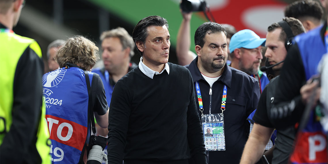 A Milli Futbol Takımı Teknik Direktörü Vincenzo Montella, “Bence çok iyi bir Avrupa Şampiyonası oynadık. Takımımızla gurur duymamız gerekiyor. Ben takımımla gurur duyuyorum. Çünkü müthiş bir Türk ruhuyla çıktılar, oynadılar. Yenilmemize rağmen bu oyuncular gördükleri sevgiyi gerçekten hak ediyorlar. Hepsini alınlarından öpmek gerekir” dedi.