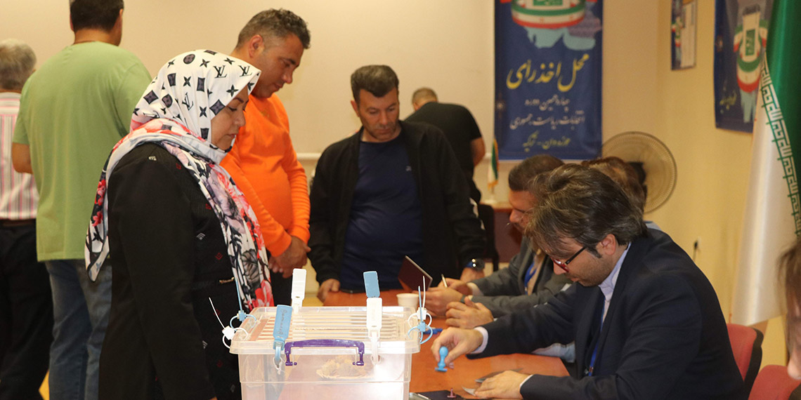 Türkiye'deki İranlılar sandık başında