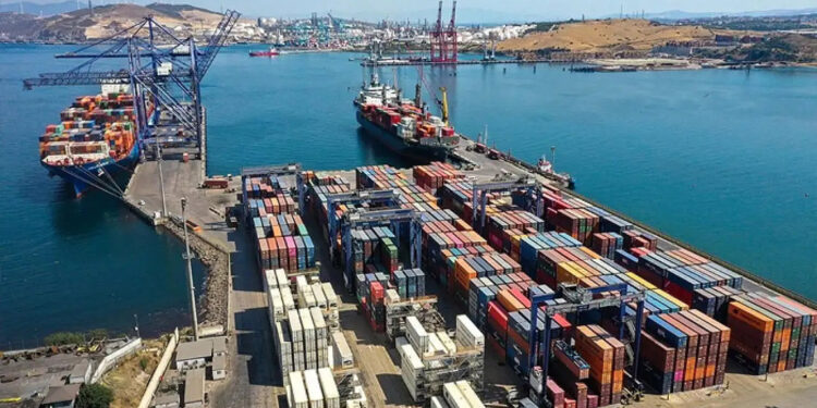 Türkiye'nin dünya ihracatındaki payı artmaya devam etti