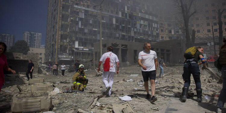 Ukrayna'da düzenlenen saldırıda can kaybı 17’ye çıktı