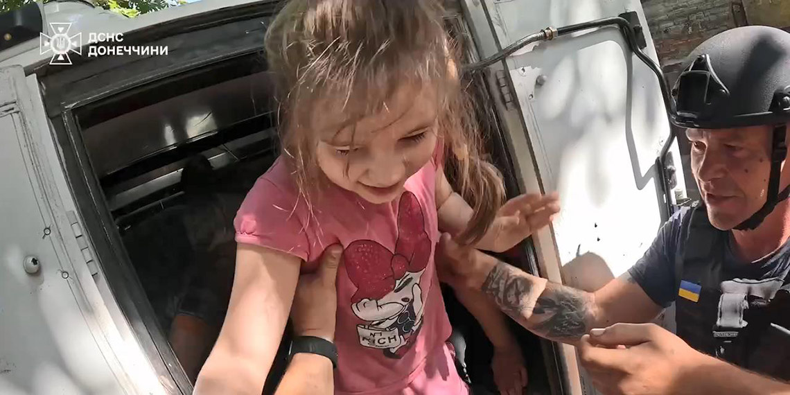 Ukrayna'nın Donetsk bölgesinden 67 sivil tahliye edildi