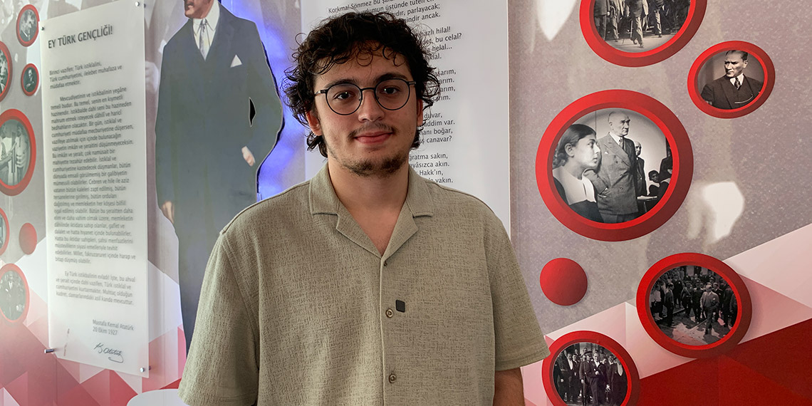 YKS birincisi Fatih: Aile, öğretmen ve arkadaş desteği çok önemli