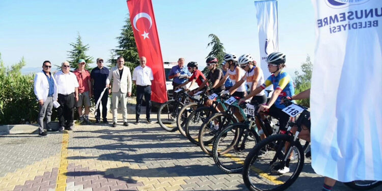 Yunusemre Dağ Bisikleti Maratonu büyük heyecana sahne oldu